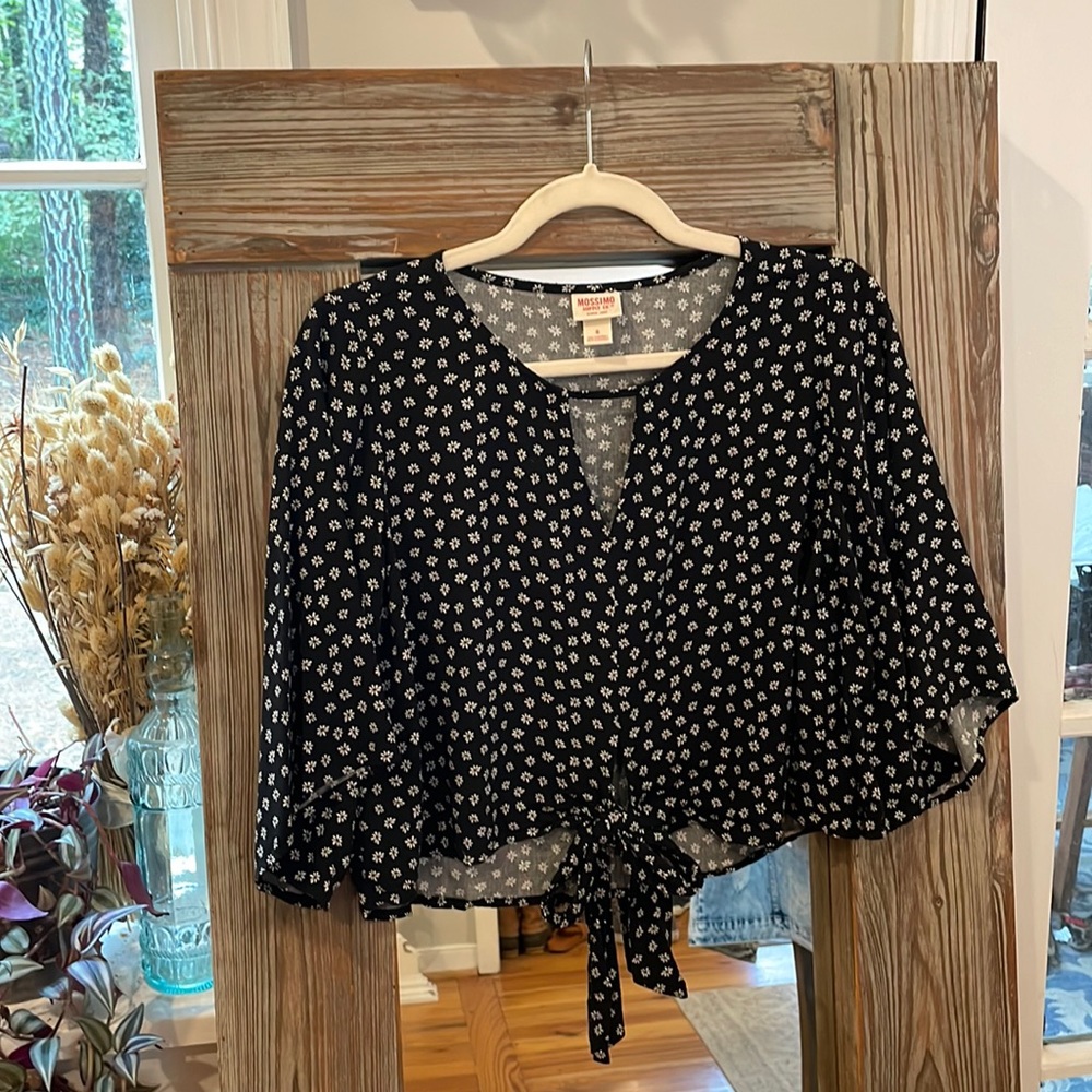 Boho flowy sleeve top